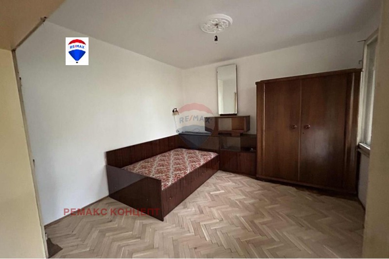 Продава  3-стаен град Шумен , Дивизионна болница , 87 кв.м | 95777494 - изображение [2]