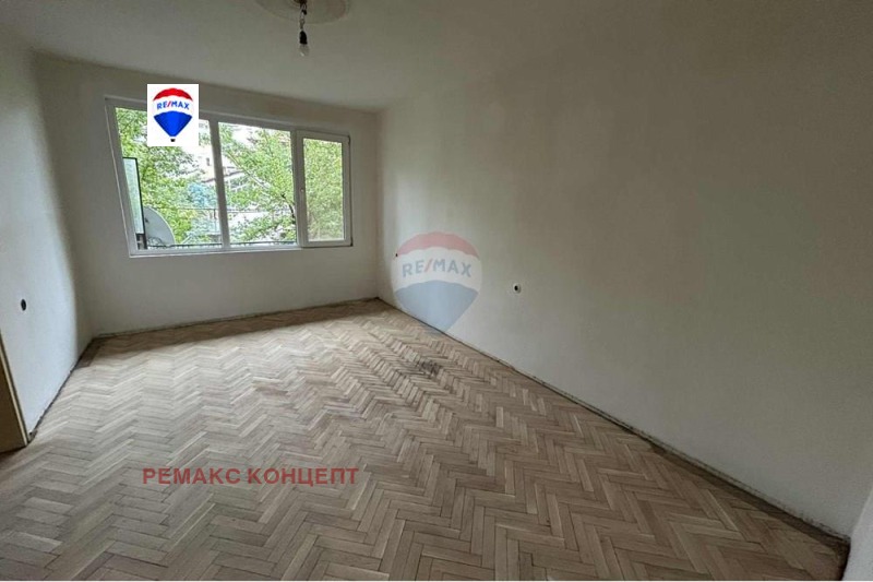 Продава  3-стаен град Шумен , Дивизионна болница , 87 кв.м | 95777494 - изображение [4]