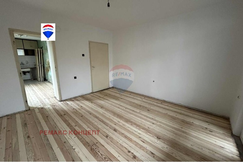 Продава  3-стаен град Шумен , Дивизионна болница , 87 кв.м | 95777494 - изображение [3]