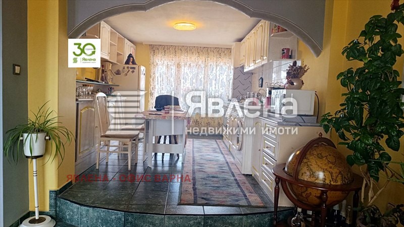 Продава 4-СТАЕН, гр. Варна, Операта, снимка 2 - Апартаменти - 55317874