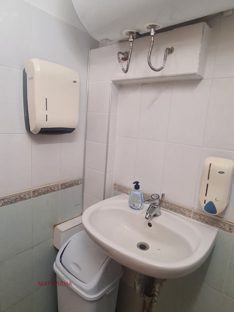 Na sprzedaż  Biuro Plowdiw , Gagarin , 117 mkw | 39749921 - obraz [12]