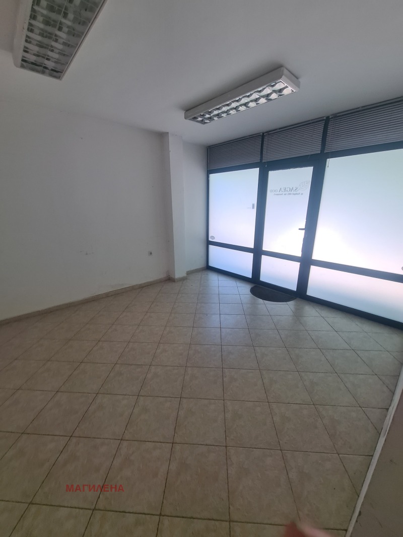 Na sprzedaż  Biuro Plowdiw , Gagarin , 117 mkw | 39749921 - obraz [15]
