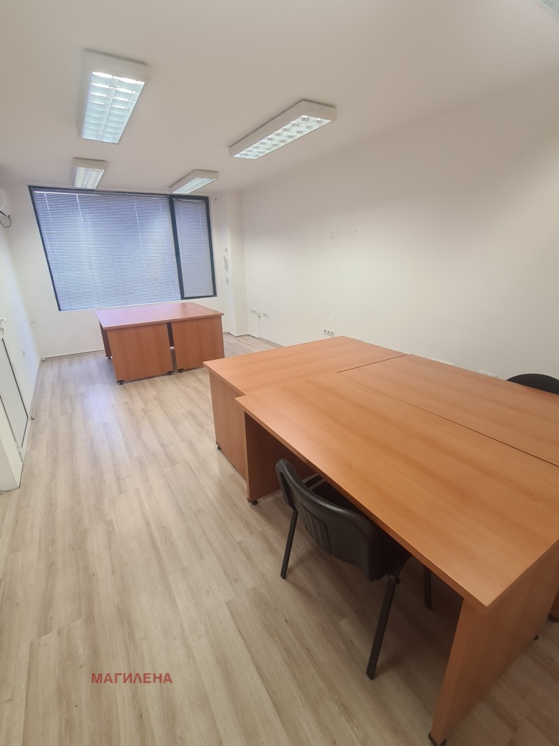 Na sprzedaż  Biuro Plowdiw , Gagarin , 117 mkw | 39749921 - obraz [7]