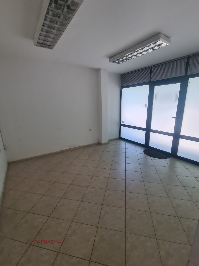 Eladó  Hivatal Plovdiv , Gagarin , 117 négyzetméter | 39749921 - kép [15]