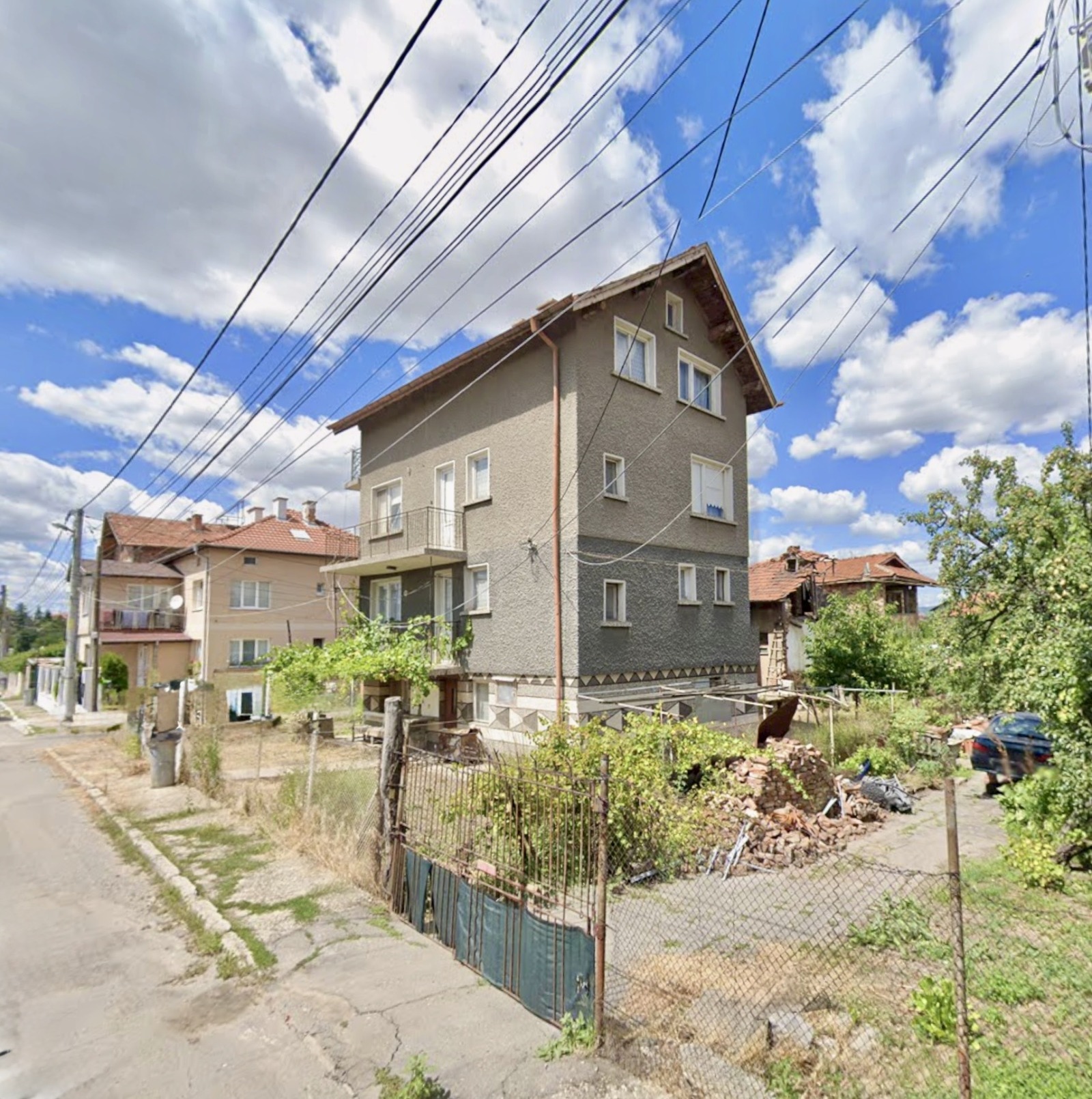 Продава КЪЩА, гр. София, с. Волуяк