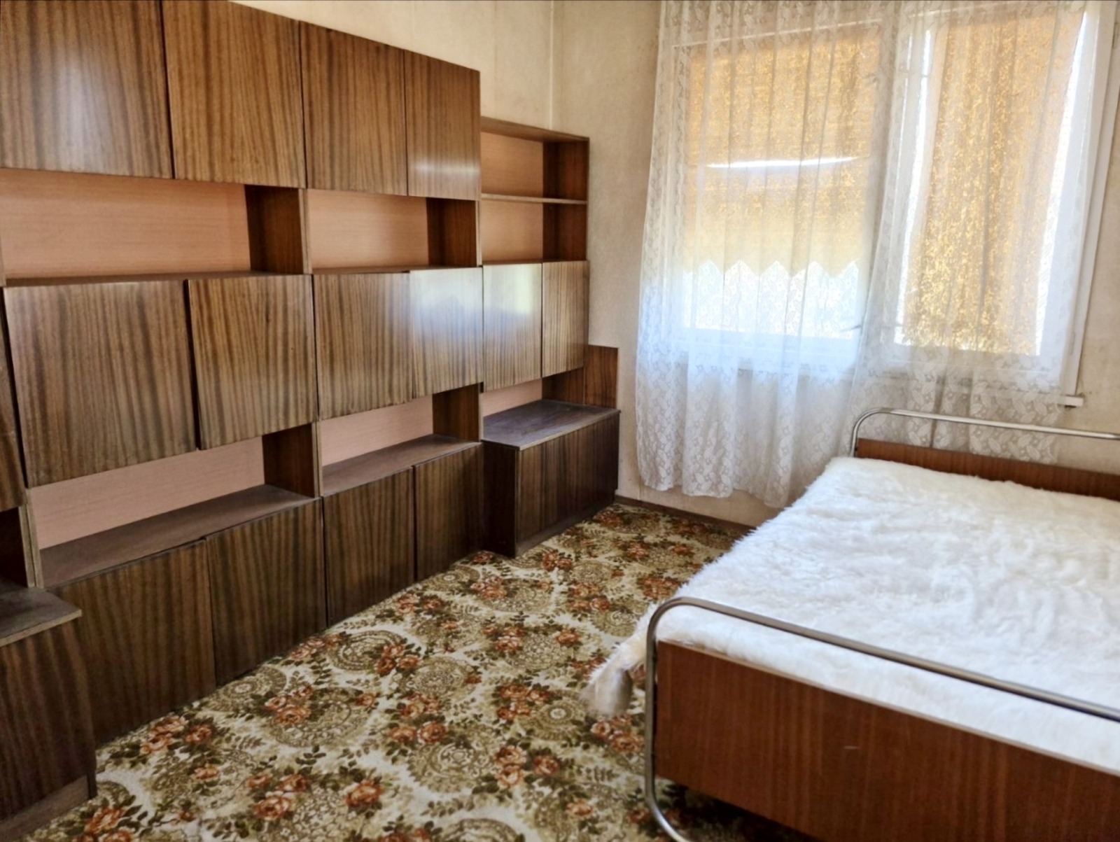 Продава КЪЩА, гр. София, с. Волуяк, снимка 5 - Къщи - 54710166