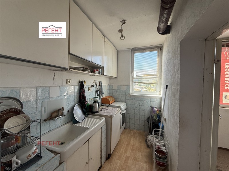 Продава 3-СТАЕН в град Габрово, Център - 77 кв.м / 58 800 € » 115 002.80 лв., РЕГЕНТ