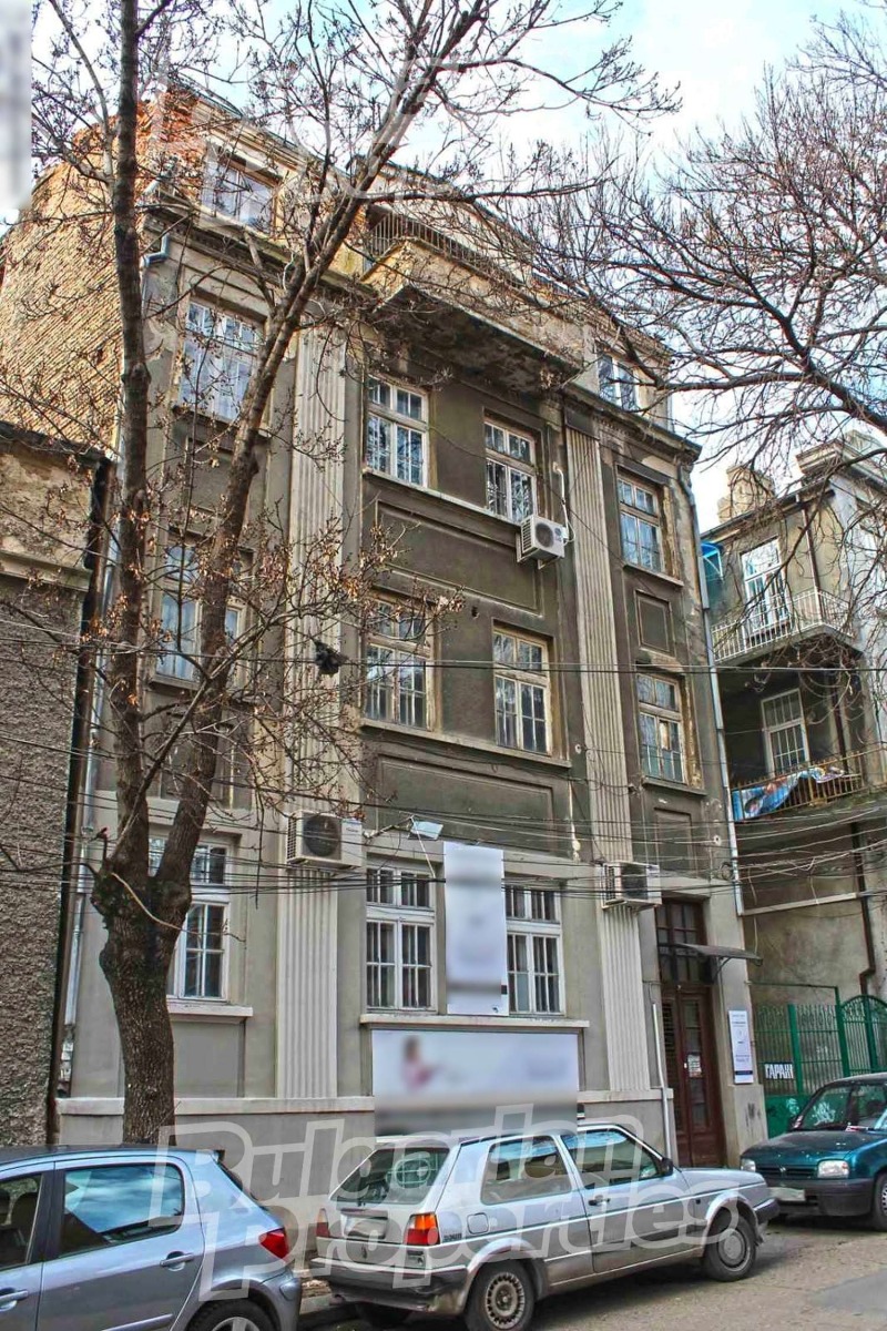 Продава ЕТАЖ ОТ КЪЩА в град Варна, Гръцка махала - 108 кв.м / 220 000 € » 430 282.60 лв., БЪЛГЕРИАН ПРОПЕРТИС ВАРНА