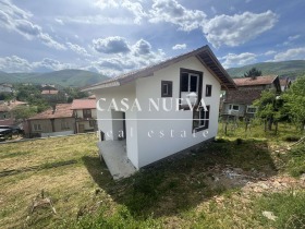 Hus Zemen, region Pernik 4