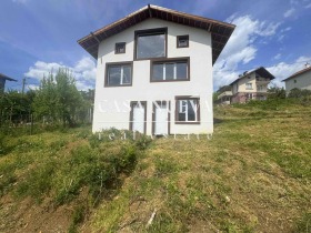 Hus Zemen, region Pernik 6