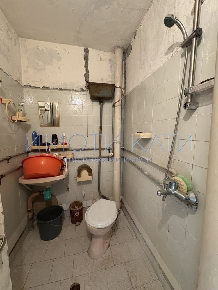 Продава  2-стаен град Перник , Изток , 56 кв.м | 42361774 - изображение [5]