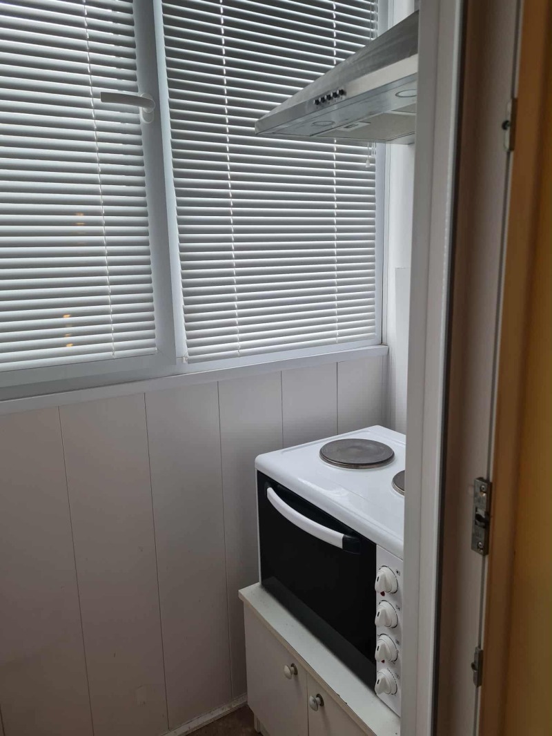 Продава  2-стаен град Плевен , Дружба 4 , 63 кв.м | 67549169 - изображение [12]