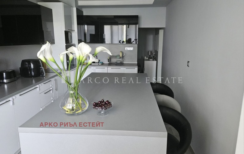 Till salu  2 sovrum Sofia , Ljulin 5 , 119 kvm | 26749113 - bild [11]
