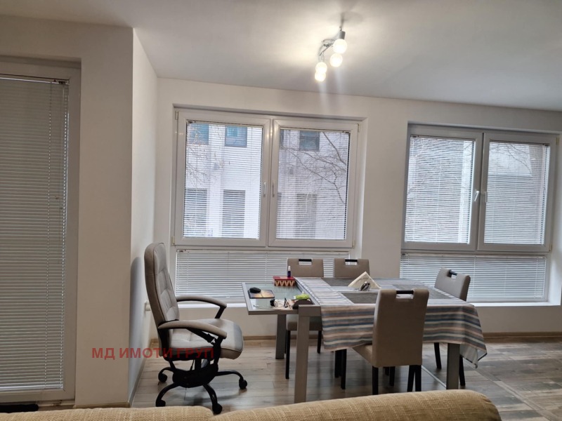 Продава 3-СТАЕН, гр. Пловдив, Център, снимка 3 - Апартаменти - 53083842