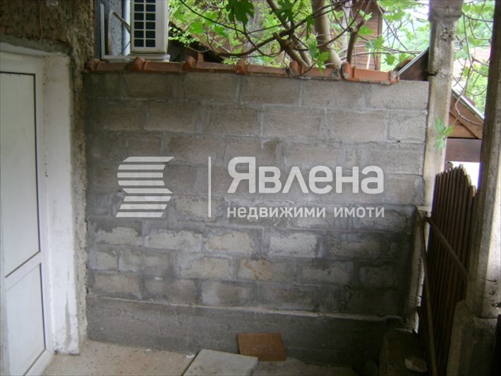 Продава КЪЩА, с. Гложене, област Ловеч, снимка 11 - Къщи - 55905665