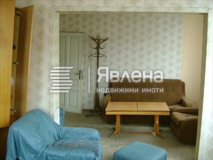 Продава КЪЩА, с. Гложене, област Ловеч, снимка 8 - Къщи - 55905665