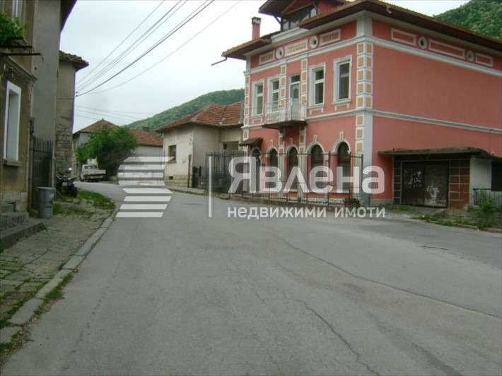 Продава КЪЩА, с. Гложене, област Ловеч, снимка 4 - Къщи - 55905665