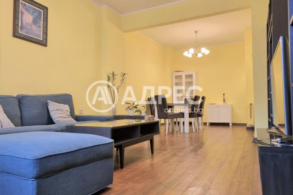 Продава 2-СТАЕН, гр. София, Център