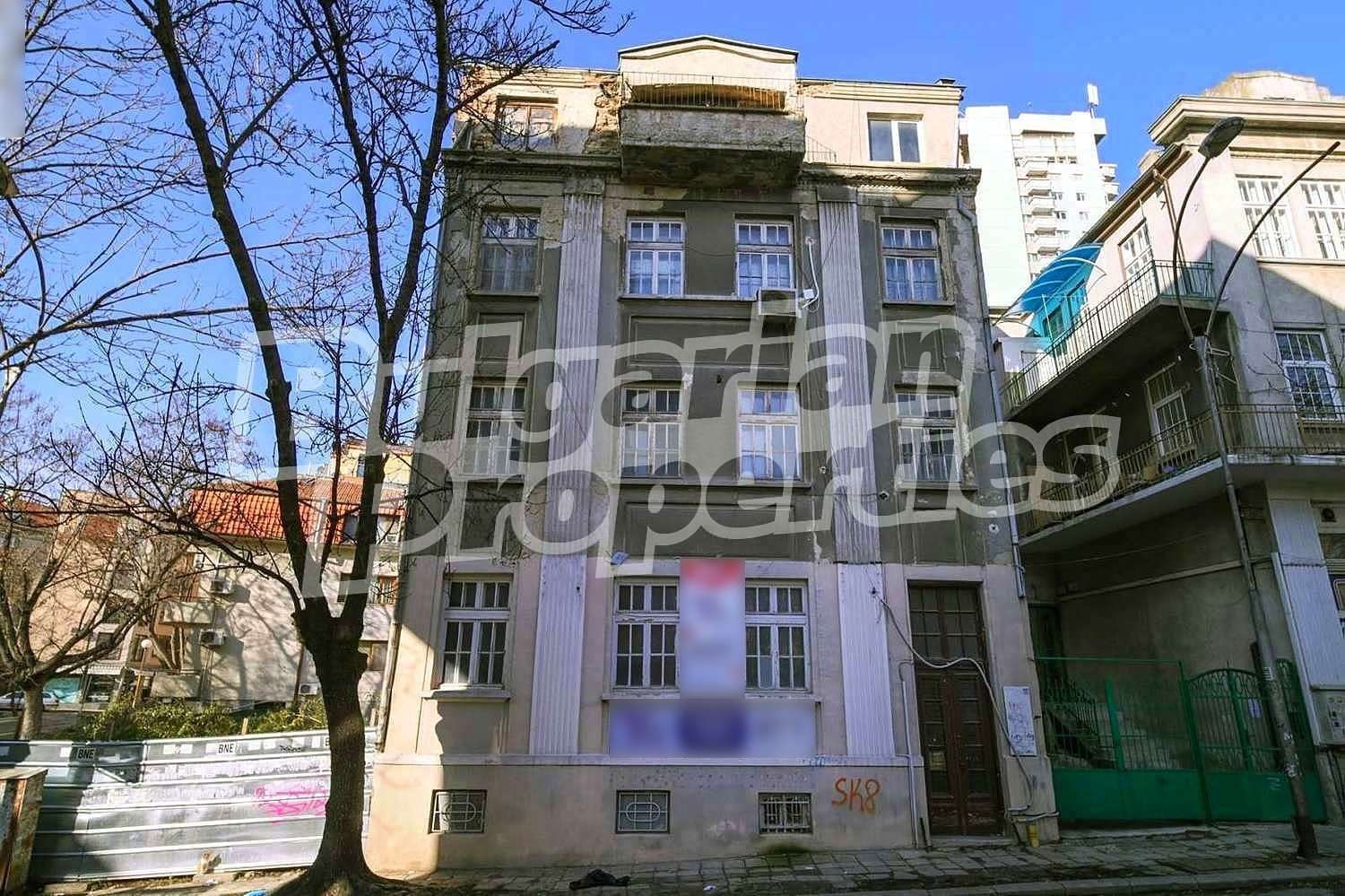 Продава ЕТАЖ ОТ КЪЩА, гр. Варна, Гръцка махала, снимка 2 - Етаж от къща - 46445306