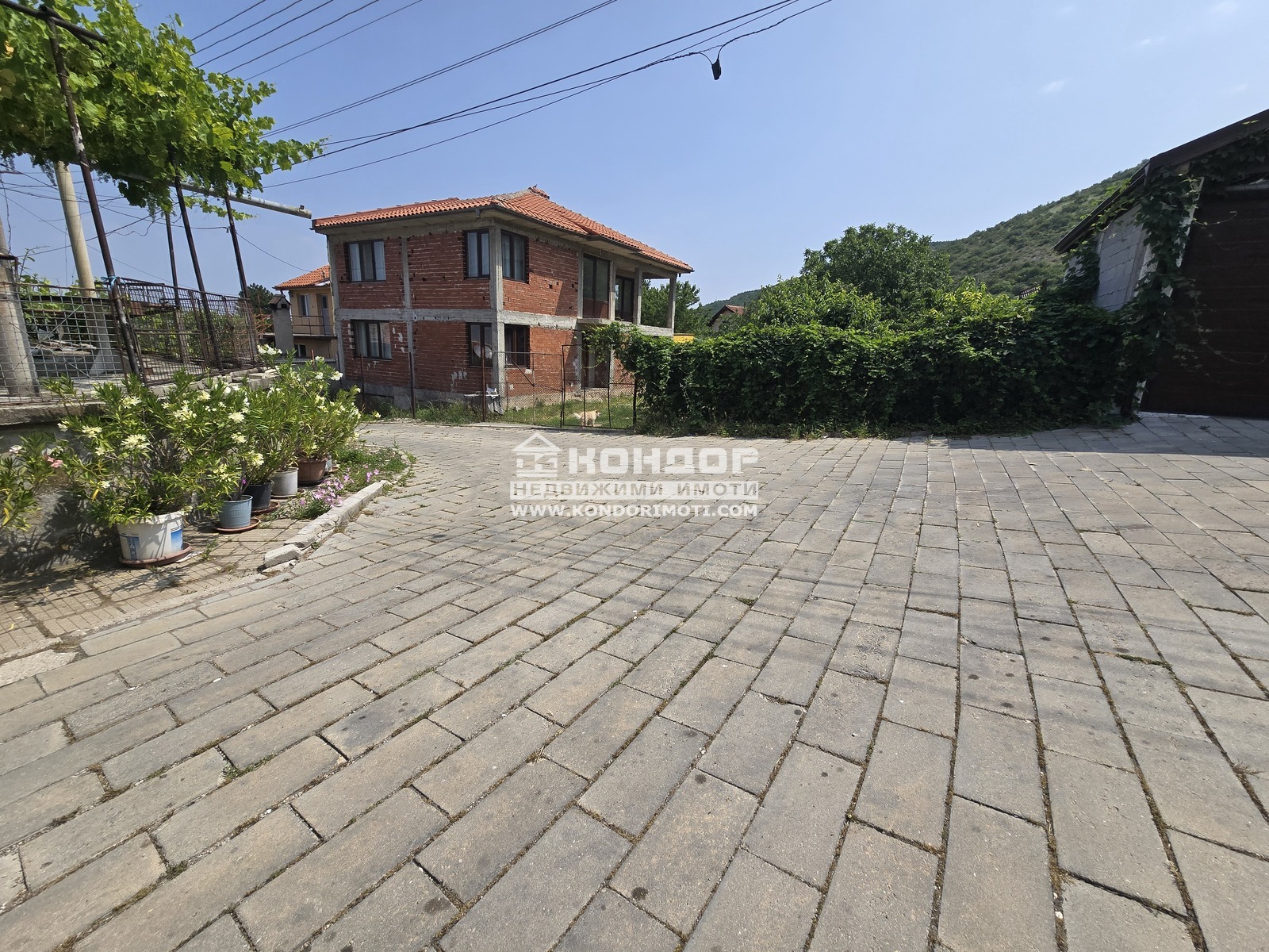 Продава КЪЩА, с. Устина, област Пловдив, снимка 2 - Къщи - 50726223