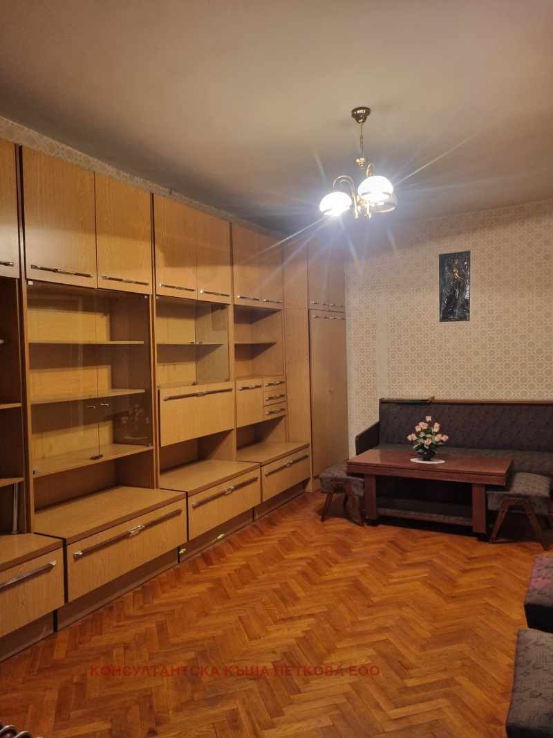 Продава  3-стаен град Ловеч , Широк център , 76 кв.м | 71810598 - изображение [2]