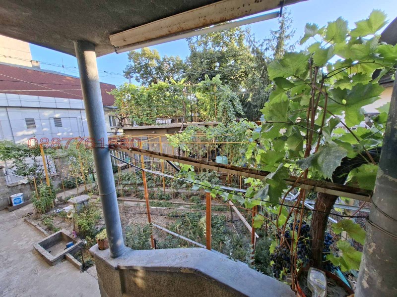 Продава КЪЩА, гр. Силистра, Център, снимка 3 - Къщи - 52913438