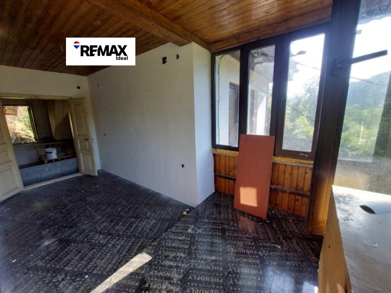 Продава КЪЩА, с. Стоките, област Габрово, снимка 13 - Къщи - 52746164