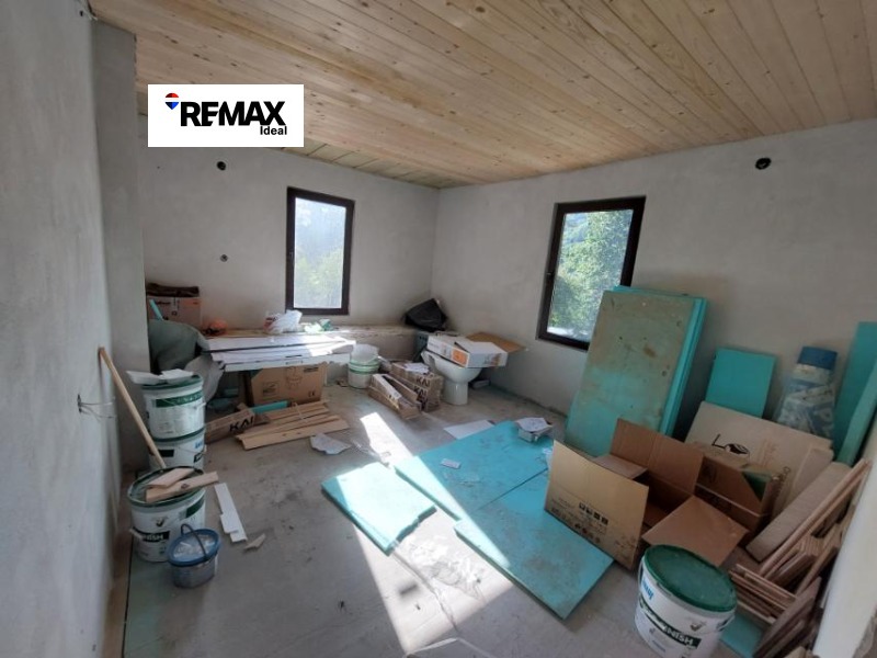 Продава КЪЩА, с. Стоките, област Габрово, снимка 8 - Къщи - 52746164