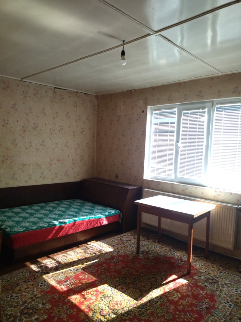 Продава КЪЩА, гр. Русе, Тракцията, снимка 3 - Къщи - 53094479