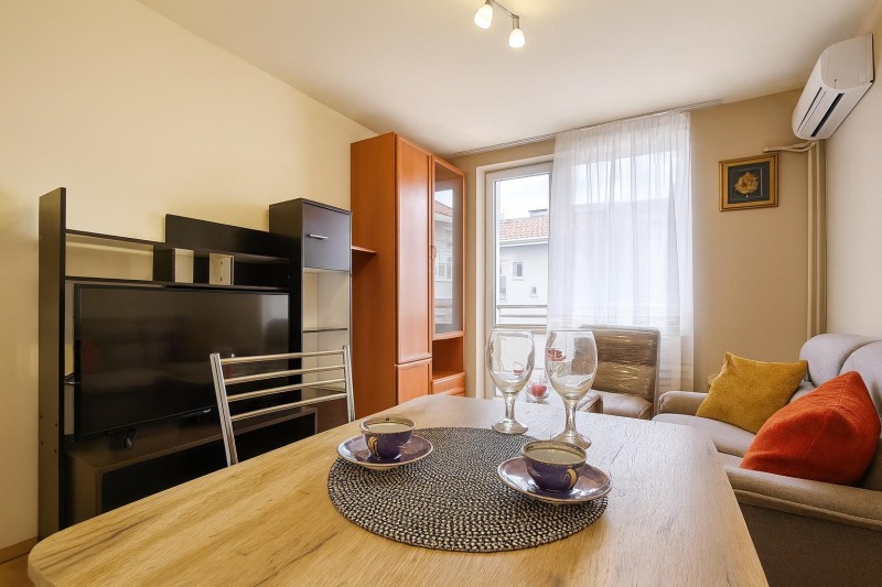 Na sprzedaż  1 sypialnia Plowdiw , Marasza , 62 mkw | 84730297 - obraz [2]
