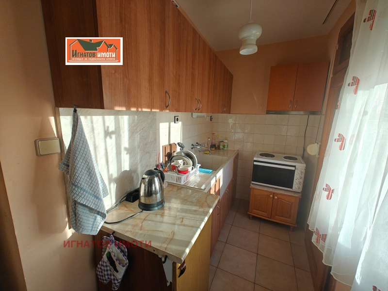 Продава  3-стаен град Пазарджик , Център , 99 кв.м | 60329296 - изображение [3]