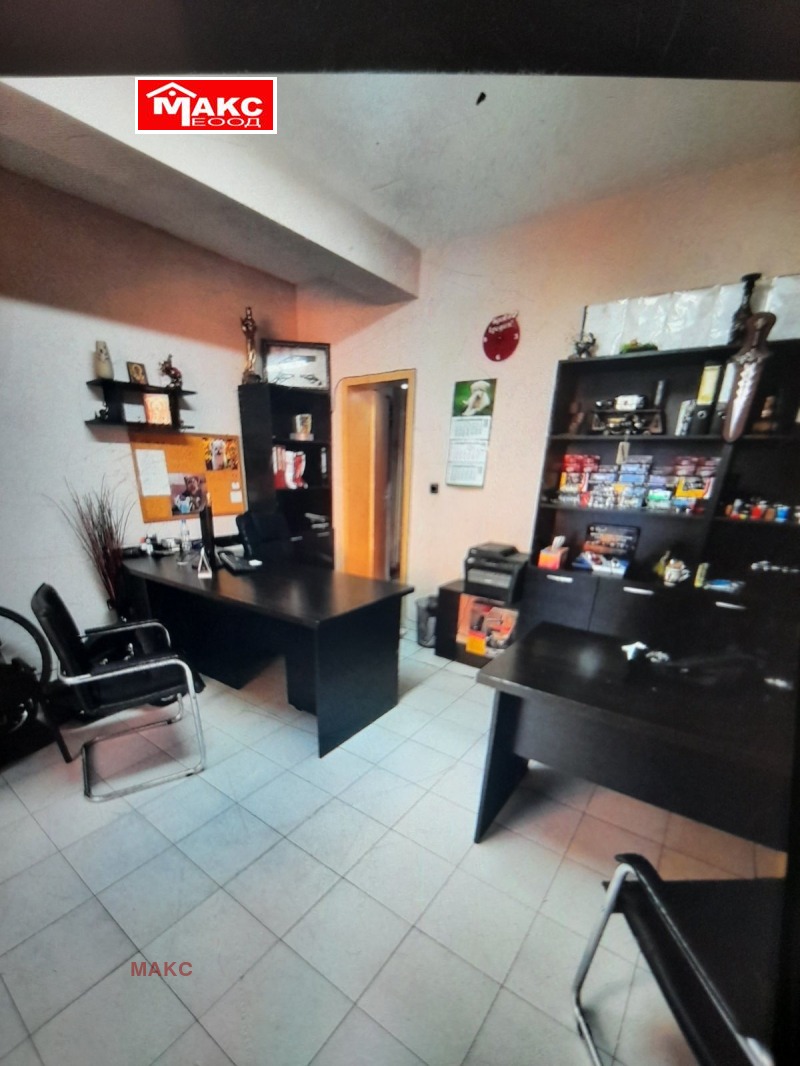 Продава  Офис град Перник , Център , 29 кв.м | 66779254 - изображение [2]