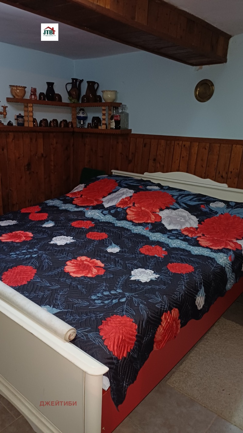 Продава КЪЩА, с. Несла, област София област, снимка 3 - Къщи - 53190740