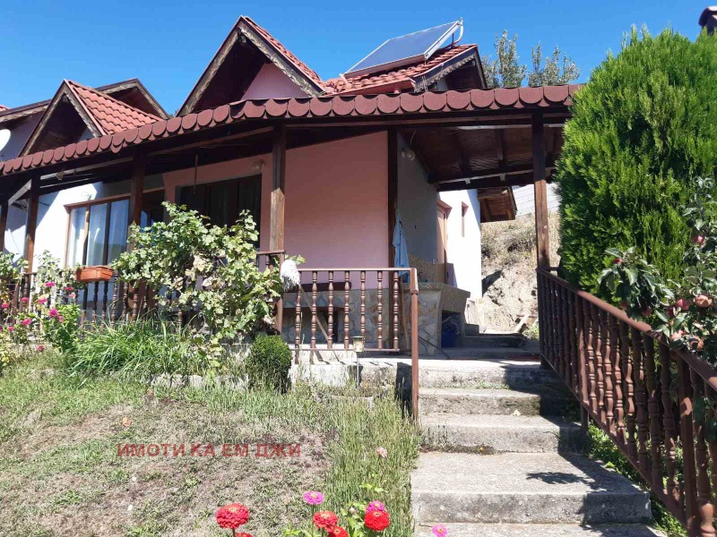 Продава ВИЛА в област Благоевград, с. Лъжница - 88 кв.м / 105 000 € » 205 362.15 лв., ИМОТИ КА ЕМ ДЖИ