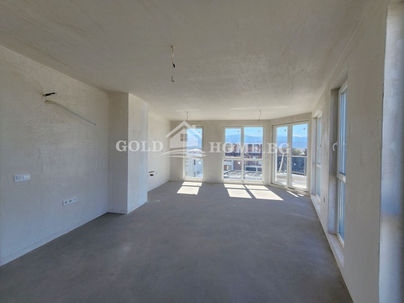 De vânzare  2 dormitoare Plovdiv , Ostromila , 99 mp | 65803002