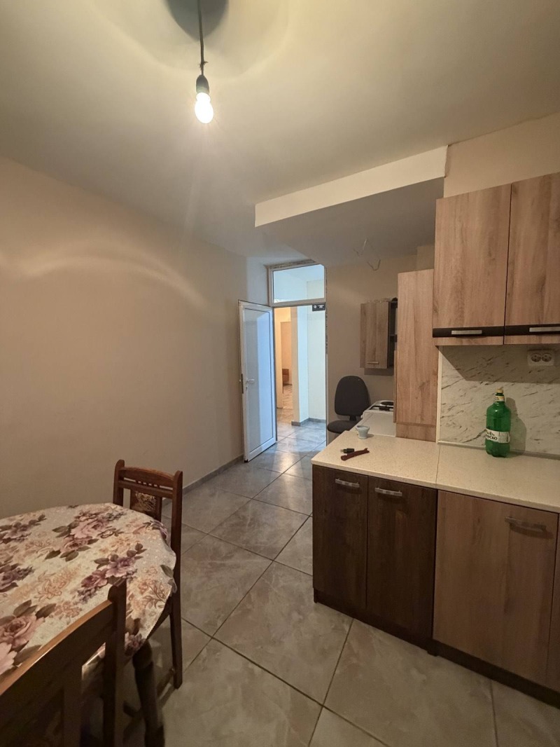 Продава 4-СТАЕН, гр. Стара Загора, Зора, снимка 2 - Апартаменти - 53015750