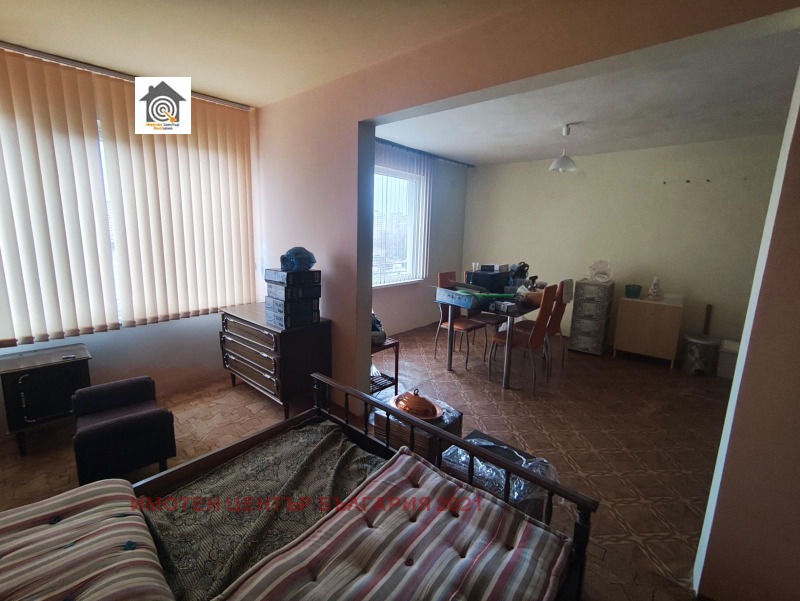 Продава КЪЩА, гр. Перник, Варош, снимка 10 - Къщи - 52375907