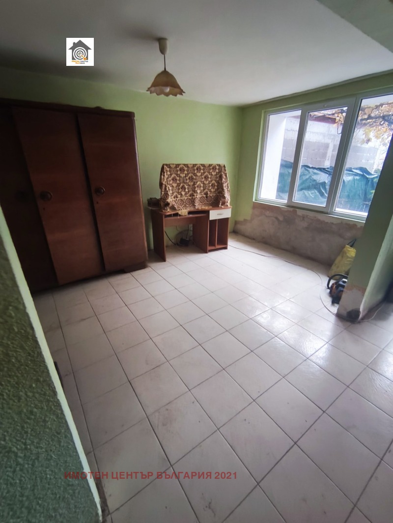 Продава КЪЩА, гр. Перник, Варош, снимка 8 - Къщи - 52375907