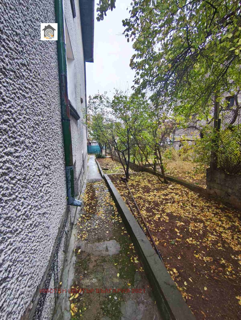 Продава КЪЩА, гр. Перник, Варош, снимка 6 - Къщи - 52375907