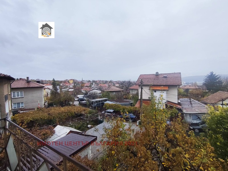 Продава КЪЩА, гр. Перник, Варош, снимка 9 - Къщи - 52375907