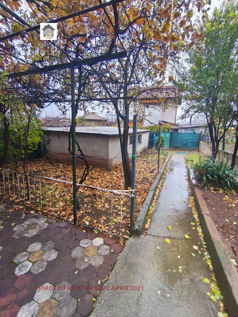 Продава КЪЩА, гр. Перник, Варош, снимка 5 - Къщи - 52375907