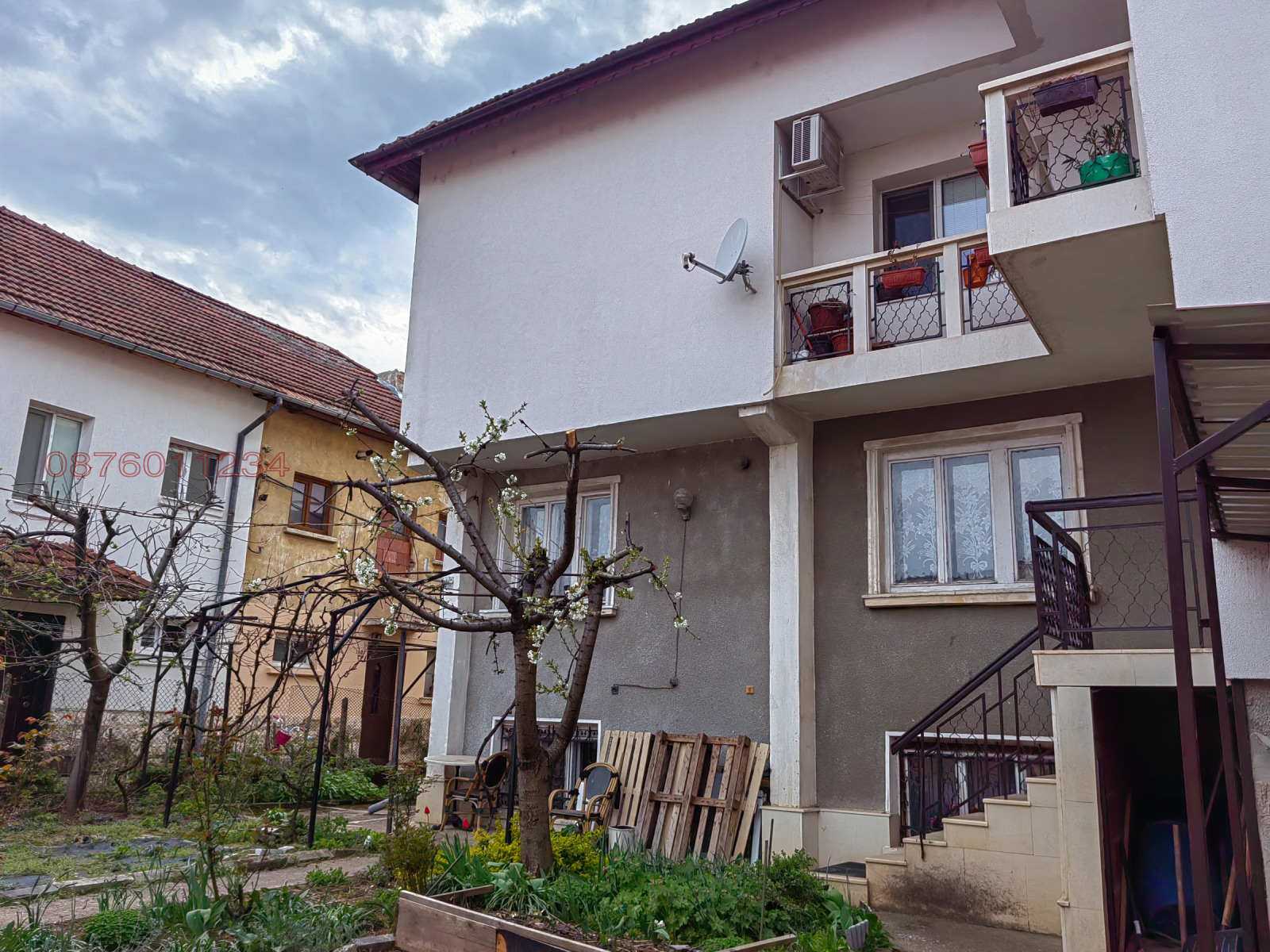 Продава ЕТАЖ ОТ КЪЩА, гр. Враца, Център, снимка 2 - Етаж от къща - 54902442