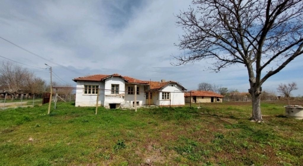 Продава КЪЩА, с. Пшеничево, област Стара Загора, снимка 2 - Къщи - 52207074