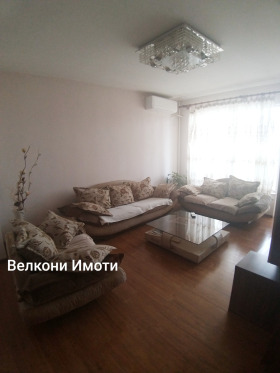 2 bedroom Izgrev, Plovdiv 1