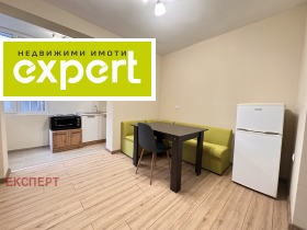 Продава 3-стаен град Плевен Широк център - [1] 