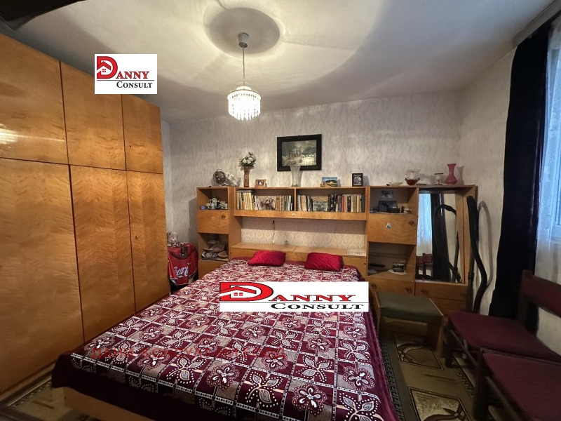 Продава 2-СТАЕН, гр. Велико Търново, Стара част, снимка 3 - Апартаменти - 52625097