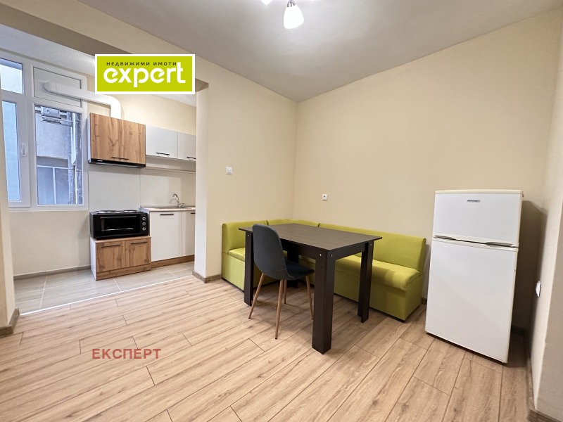 Продава  3-стаен, град Плевен, Широк център •  115 000 EUR • ID 23564721 — holmes.bg - [1] 