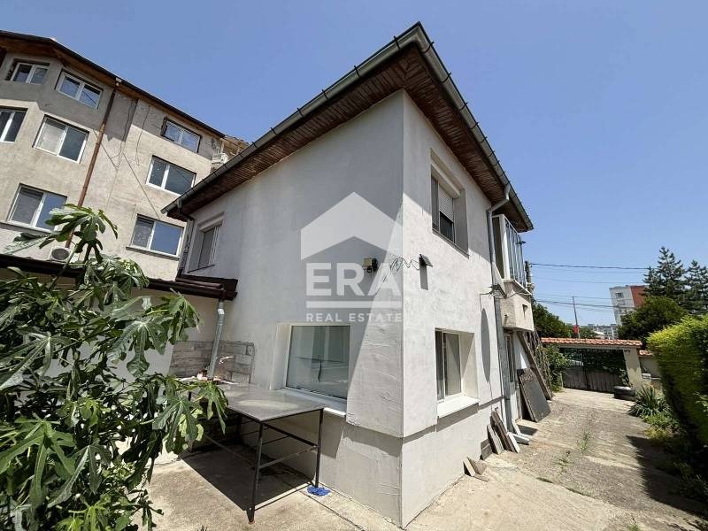 Te koop  Huis Chaskovo , Druzjba 1 , 230 m² | 49579058 - afbeelding [2]