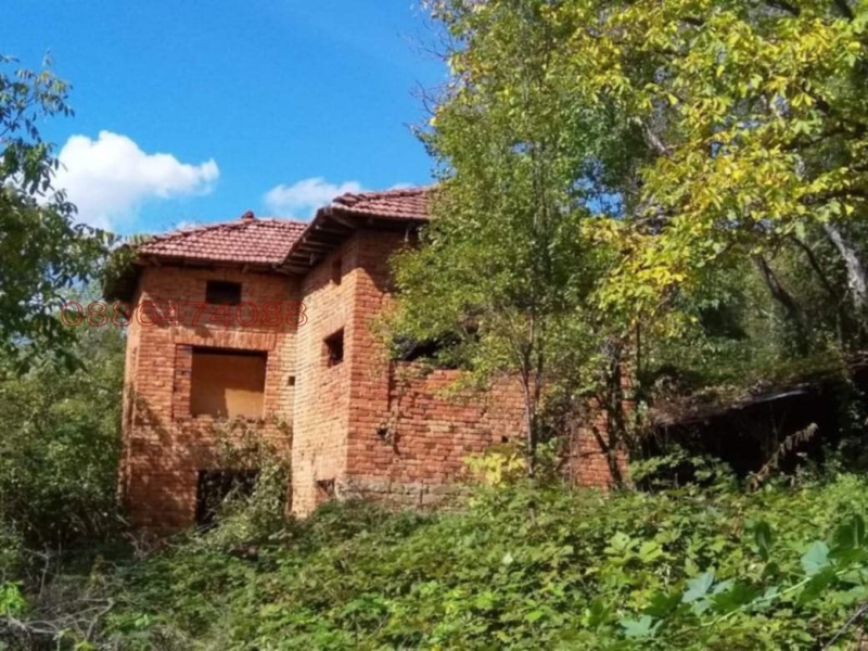 Продава КЪЩА, гр. Априлци, област Ловеч, снимка 2 - Къщи - 53112619