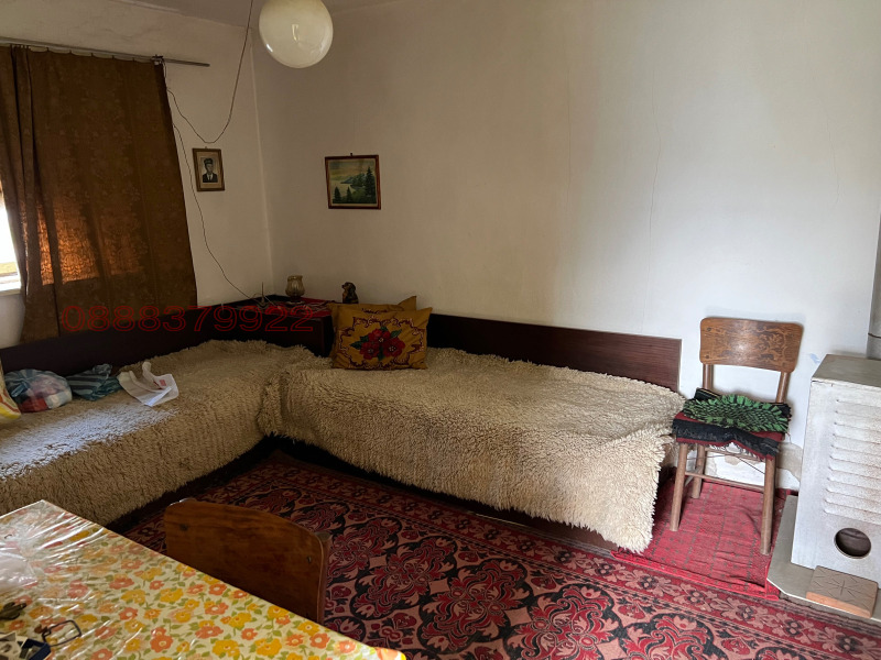 Продава КЪЩА, с. Дерманци, област Ловеч, снимка 15 - Къщи - 52778957